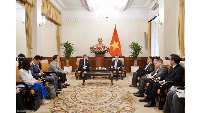 La vue générale de la réception de la délégation de l'Alliance parlementaire d'amitié Japon-Vietnam du Part japonais de l’innovation. Photo : ttdn.vn La vue générale de la réception de la délégation de l'Alliance parlementaire d'amitié Japon-Vietnam du Part japonais de l’innovation. Photo : ttdn.vn