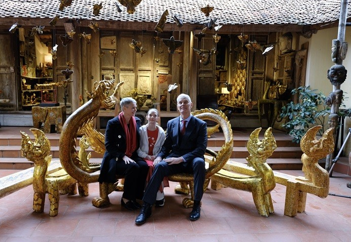 L'ambassadrice de Norvège au Vietnam, Hilde Solbakken, et sa famille. Photo: baoquocte.vn