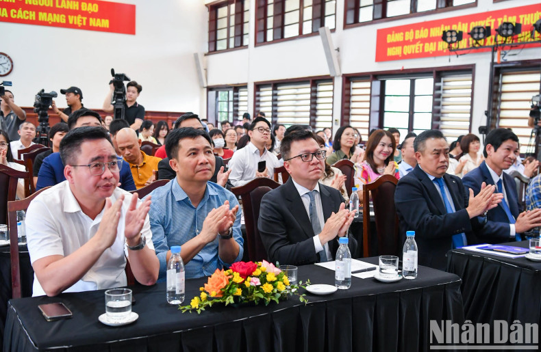 Les délégués participant à l’événement. Photo : nhandan.vn