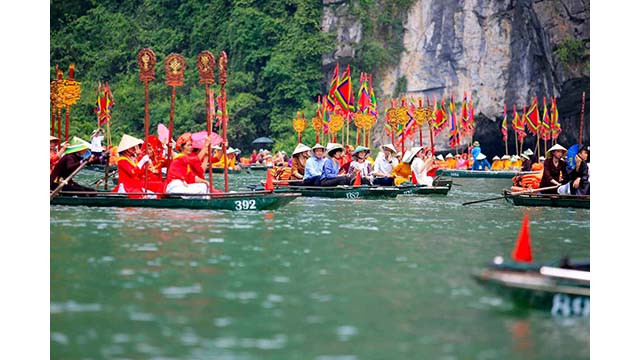 Préparation du rite de « prise de l'eau ». Photo : baoquocte.vn Préparation du rite de « prise de l'eau ». Photo : baoquocte.vn