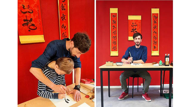 Jean Sébastien Grill donne des calligraphies à l'Institut de Médecine et Pharmacie traditionnelles ILMTC en France, juin 2022. Photo fournie par Jean Sébastien Grill.