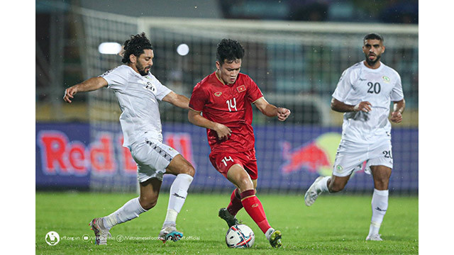 A la fin du match, les joueurs palestiniens ont quand même fait de leur mieux. Photo : VFF.