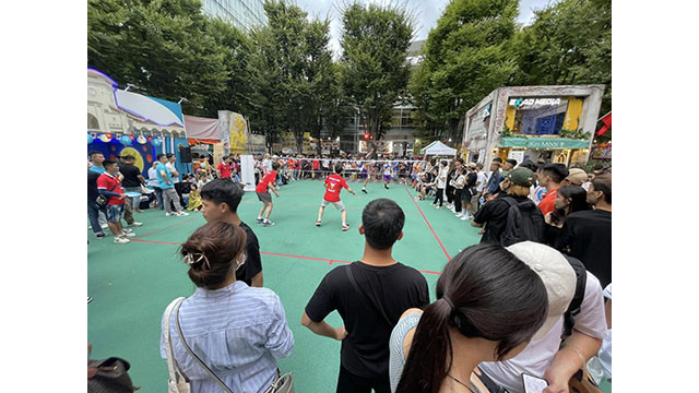 Jeu de coup de volant. Photo : thoidai.com.vn Jeu de coup de volant. Photo : thoidai.com.vn