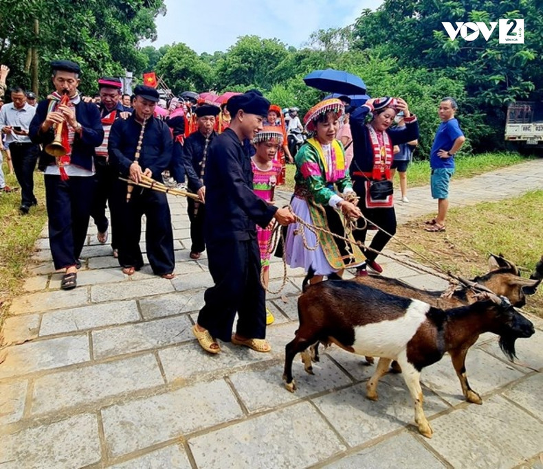 De nombreuses autres activités culturelles des minorités ethniques se tiendront en mai au Village culturel et touristique des Ethnies du Vietnam. Photo : VOV.