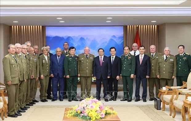 Des responsables cubains et vietnamiens. Photo : VNA.