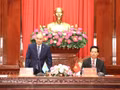 Kanat Tumysh, ambassadeur du Kazakhstan au Vietnam, a présenté les principaux critères de soutien attendus par les investisseurs kazakhs. Photo : VNA.