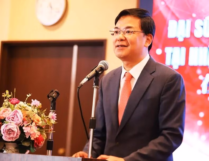 L’ambassadeur Pham Quang Hieu a hautement apprécié les contributions de l'Union des associations des Vietnamiens au Japon au développement de la communauté vietnamienne ces derniers temps. Photo : Union des associations des Vietnamiens au Japon