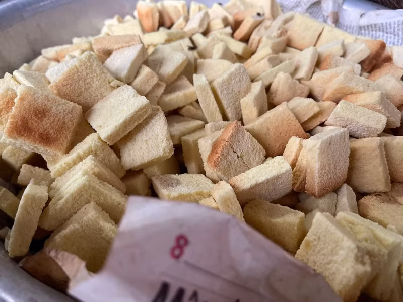 Les biscuits séchés sont croustillants et parfumés.