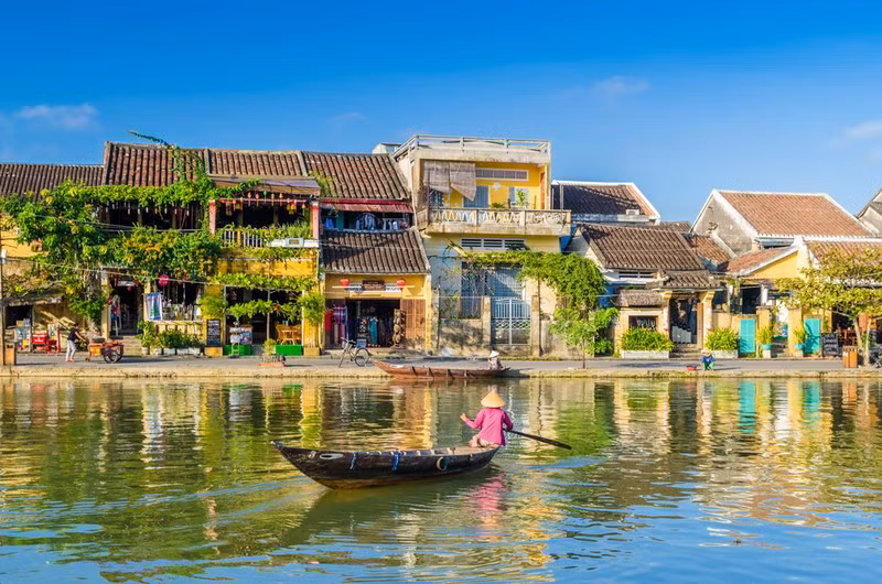 L'ancienne ville de Hôi An, dans la province de Quang Nam (au Centre), figure dans le Réseau des villes créatives de l'UNESCO pour l’artisanat et les arts populaires. Photo : baoquangnam. L'ancienne ville de Hôi An, dans la province de Quang Nam (au Centre), figure dans le Réseau des villes créatives de l'UNESCO pour l’artisanat et les arts populaires. Photo : baoquangnam.