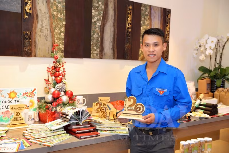 Nguyên Vu Linh, entrepreneur de 30 ans de la province d'An Giang (au Sud), a bénéficié de l’appui de l'AeA pour développer sa start-up. Photo: thoidai.com.