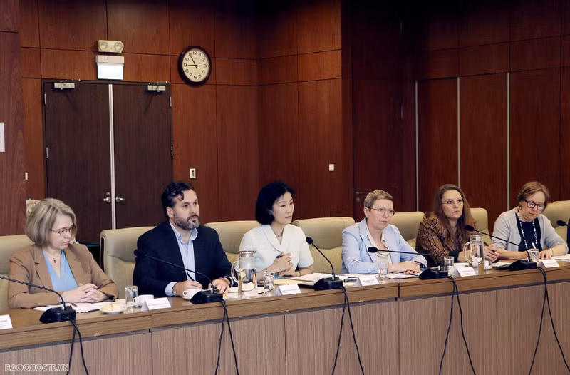 Les représentants du P4G s'engagent à continuer à soutenir le Vietnam dans la préparation et l'organisation réussie du 4e Sommet du P4G prévue en 2025. Photo: baoquocte.vn.