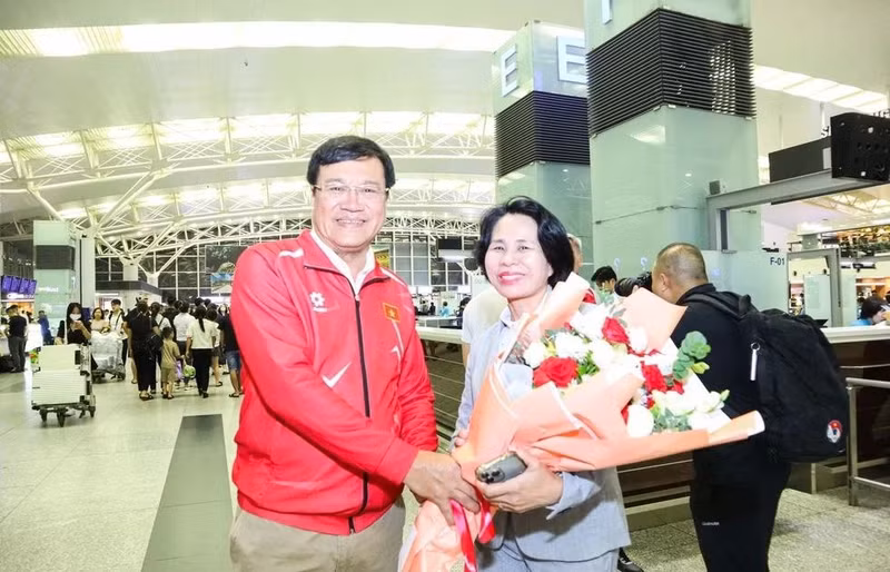 Le directeur du Département de l'éducation physique et des sports, chef de la délégation sportive vietnamienne aux Jeux olympiques (JO) de Paris 2024 Dang Ha Viet. Photo : VNA