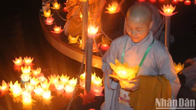 Le Vietnam accueille la Journée du Vesak 2025 sous le signe de la paix ảnh 6 Le Vietnam accueille la Journée du Vesak 2025 sous le signe de la paix ảnh 6