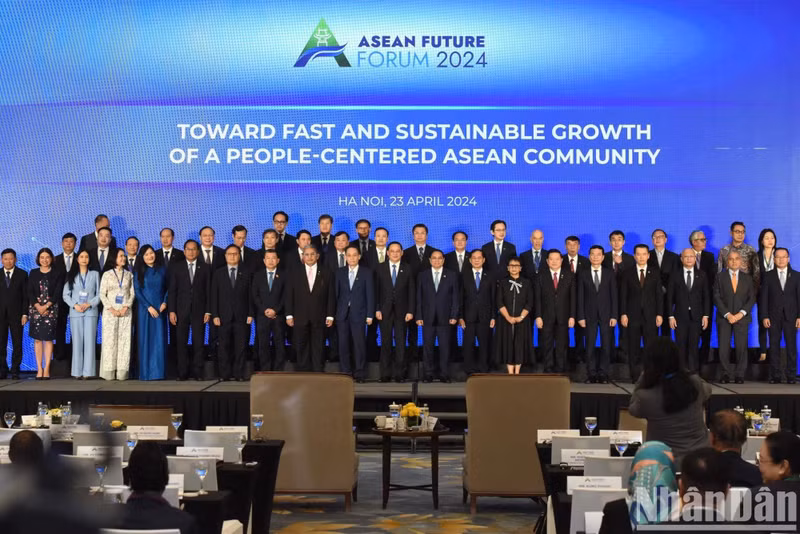 L’AFF 2024 est une bonne occasion pour l’ASEAN d’affirmer sa voix sur les grands enjeux de la planète, tels que le climat, la technologie et le développement durable, mais également de créer une dynamique en faveur des changements positifs. Photo: NDEL.