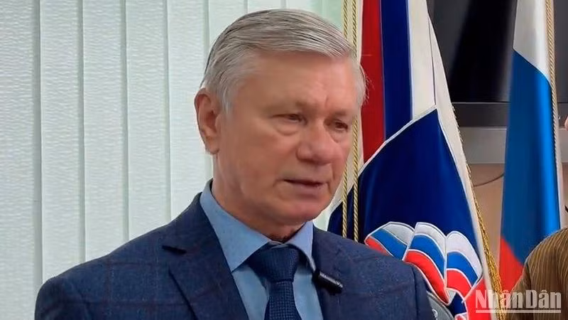 Le professeur Vladimir Buyanov, président de l’Association d’amitié Russie – Vietnam. Photo: NDEL.
