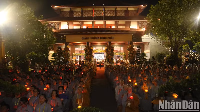 Le Vietnam accueille la Journée du Vesak 2025 sous le signe de la paix ảnh 3 Le Vietnam accueille la Journée du Vesak 2025 sous le signe de la paix ảnh 3