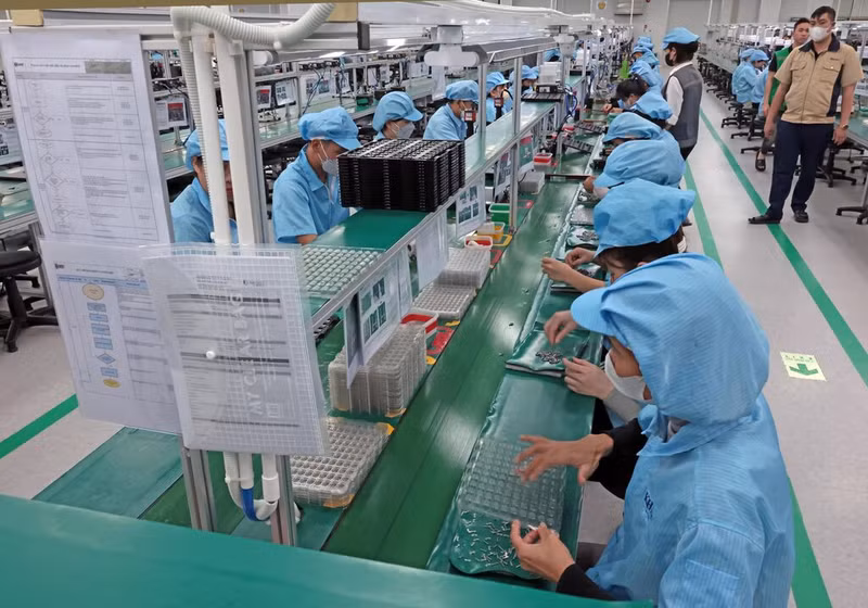 Ces derniers temps, la quantité et la qualité des entreprises vietnamiennes spécialisées dans les industries auxiliaires se sont considérablement améliorées. Photo: VNA.
