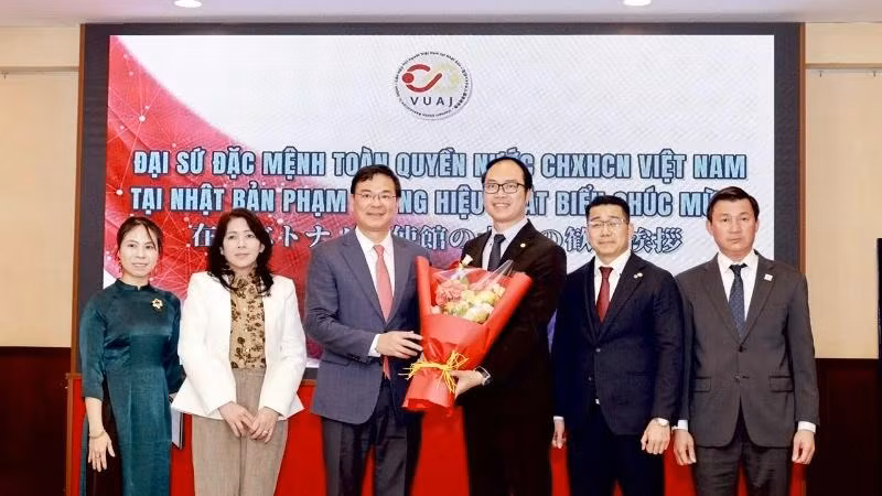 Lors du 2e congrès de l'Union des associations des Vietnamiens au Japon pour le mandat 2025 – 2028, le 6 avril à Tokyo. Photo: Union des associations des Vietnamiens au Japon 