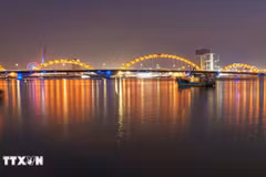 Le pont Rong (Dragon). Photo: VNA
