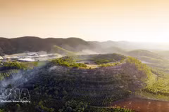 Le volcan Bang Mo, dans le bourg d'Ea T'ling, district de Cu Jut, province de Dak Nong. Photo : VNA.