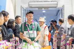 Les touristes étrangers venus au Vietnam. Photo : VNA.