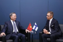 Le secrétaire général et président vietnamien To Lam rencontre le président filandais Alexander Stubb, en septembre 2024. Photo : VNA.