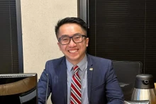 Kenny Nguyen est devenu le premier Américain d’origine vietnamienne à être nommé à la Chambre des représentants de l’État du Colorado. Photo : Vnexpress.