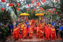 Les fêtes de Gióng des temples de Phu Dong et Sóc ont été inscrites en 2010 par l’UNESCO sur la Liste représentative du patrimoine culturel immatériel de l’humanité.