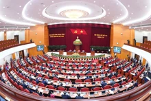 Délégués participant au deuxième plénum du Comité central du Parti du XIVe mandat. Photo : VNA.