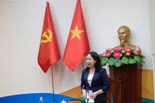 La vice-présidente Vo Thi Anh Xuan s’exprime lors de la séance de travail avec le Comité électoral provincial de Lam Dong. Photo : VNA.