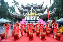 Le festival de la pagode des Parfums est l’un des festivals les plus longs du Vietnam. 