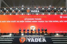Le 1er mars, YADEA Vietnam a inauguré, pour la première phase, son usine intelligente située dans la zone industrielle de Tan Hung, à Bac Ninh. Photo : VNA.