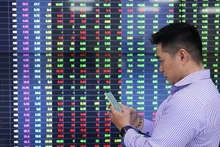 Le marché boursier vietnamien franchit pour la première fois le cap des 10 millions de comptes. Photo: VGP