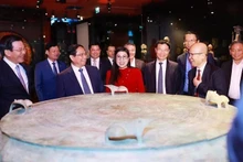 Le Premier ministre vietnamien Pham Minh Chinh au musée du Quai Branly-Jacques Chirac, à Paris, le 11 juin. Photo : VNA.
