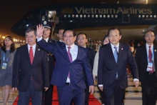 Le Premier ministre Pham Minh Chinh et une délégation vietnamienne sont arrivés à l'aéroport international de Tianjin Binhai à minuit le 31 août (heure locale). Photo : VGP.
