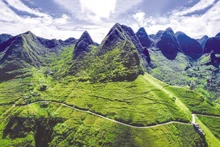 Le col Ma Pi Leng est situé dans le Géoparc mondial du plateau karstique de Dong Van. Photo : baodautu.