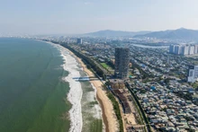 Un coin de l’arrondissement de Liên Chiêu, à Dà Nang (au Centre du Vietnam), donnant sur la mer. Photo : Vietnamnet.