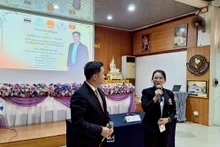 Le consul général Dinh Hoang Linh lors de l'évènement. Photo : Consulat général du Vietnam à Khon Kaen.