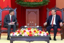 Le leader du PCV reçoit le directeur de l'Académie présidentielle russe