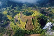 Le volcan Nam Kar, l’un des volcans faisant partie du géoparc mondial UNESCO de Dak Nong. Photo : NDEL.