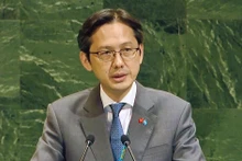 L'ambassadeur Do Hung Viet, chef de la Mission permanente du Vietnam auprès de l’ONU, s'exprime lors de la session. Photo : VNA.
