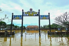 La Cité pourpre interdite de Hue a été gravement inondée lors la récente crue majeure. Photo : TPO.