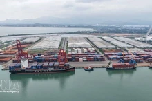 Le port international de Chu Lai est un centre logistique important dans la région des Hauts Plateaux du Centre. Photo : VNA.