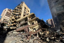 Scènes de destruction après des frappes aériennes israéliennes dans le quartier d’Aïcha Bakkar, au centre de Beyrouth, au Liban. Photo : Xinhua/VNA.