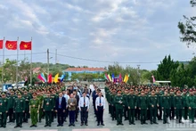 Comme dans tout le pays, le bureau de vote du district spécial de Con Co a été inauguré dans une atmosphère solennelle et émouvante.