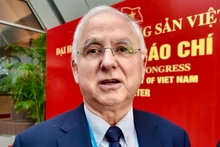 Manuel Rodríguez, membre du Comité politique du Comité central du Parti communiste portugais (PCP) et rédacteur en chef du journal officiel Avante. Photo : VNA.