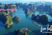 La baie d’Ha Long, un site classé au patrimoine qui attire de nombreux touristes à Quang Ninh. Photo : Vietnam Tourism.