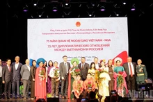 Célébration du 75e anniversaire des relations diplomatiques Vietnam–Russie