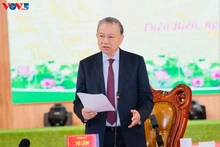 Le Secrétaire général Tô Lâm lors de sa réunion de travail avec les autorités de la province de Diên Biên Phu, le 31 janvier. Photo : VOV.