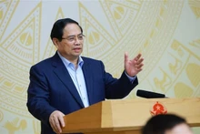 Le Premier ministre Pham Minh Chinh; chef du Comité directeur national chargé de la mise en œuvre de la Résolution n°79-NQ/TW du Bureau politique sur le développement de l’économie publique. Photo : VNA.